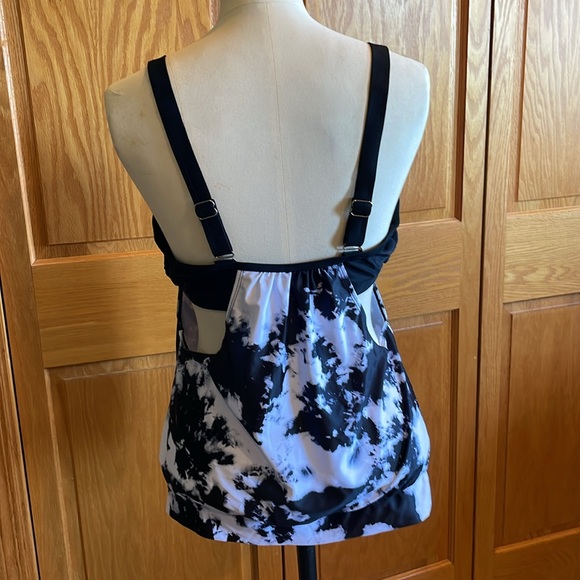 Women's Black White Tye Dye Tankini Swimsuit XL - Picture 5 of 9